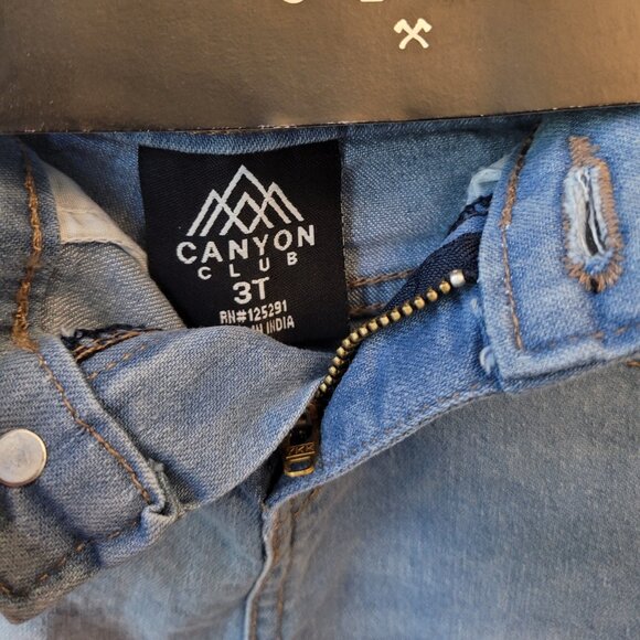 Canyon Club Set of 2 Toddler Boys Jean Shorts - Picture 5 of 8